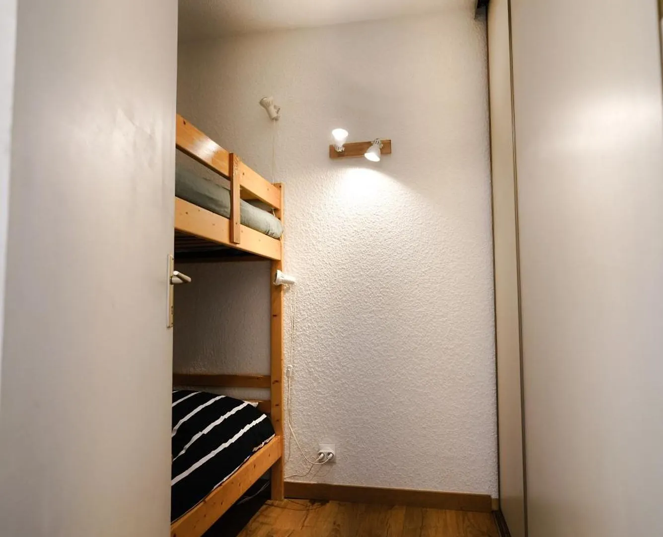 Appartement de montagne au calme rez de jardin sur les hauteurs de Briançon