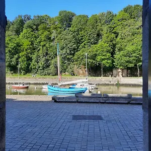 Port De St Goustan , Auray France