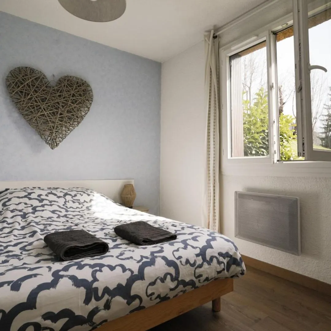 Appartement Tres Calme 2 Chambres Avec Parking Et Jardin Prive Sur Les Hauteurs De Briancon Apartment Briancon (Hautes-Alpes)